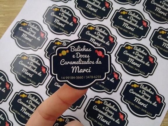 Impressão de Etiquetas Adesivas - Comunicação Visual