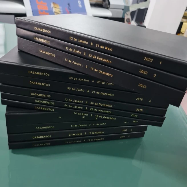 Imagem de Encadernação Capa Dura de Livros de Assinaturas Personalizados